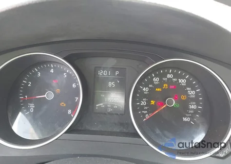 2015 Volkswagen Jetta 2.0L S из США, поврежденный, VIN 3VW2K7AJ1FM357709